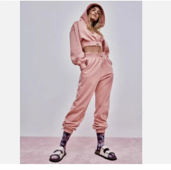 For Love & Lemons Baby For VS Josie Pink Sweatpants NWT - Picture 3 of 11